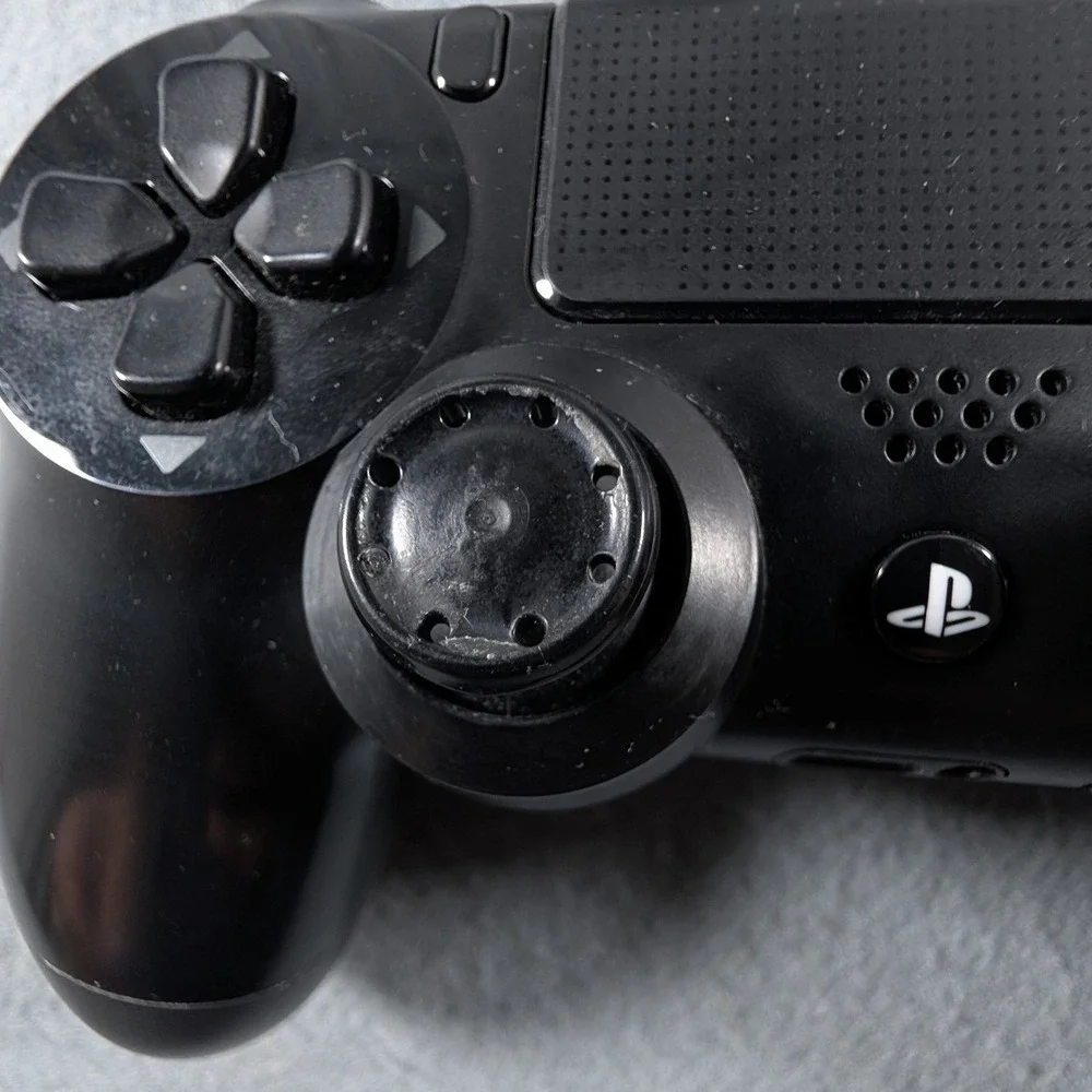 Sony DualShock 4 Wireless Controller PS4 Jet Black with PowerA Charging Station